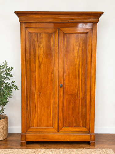 Kleiderschrank